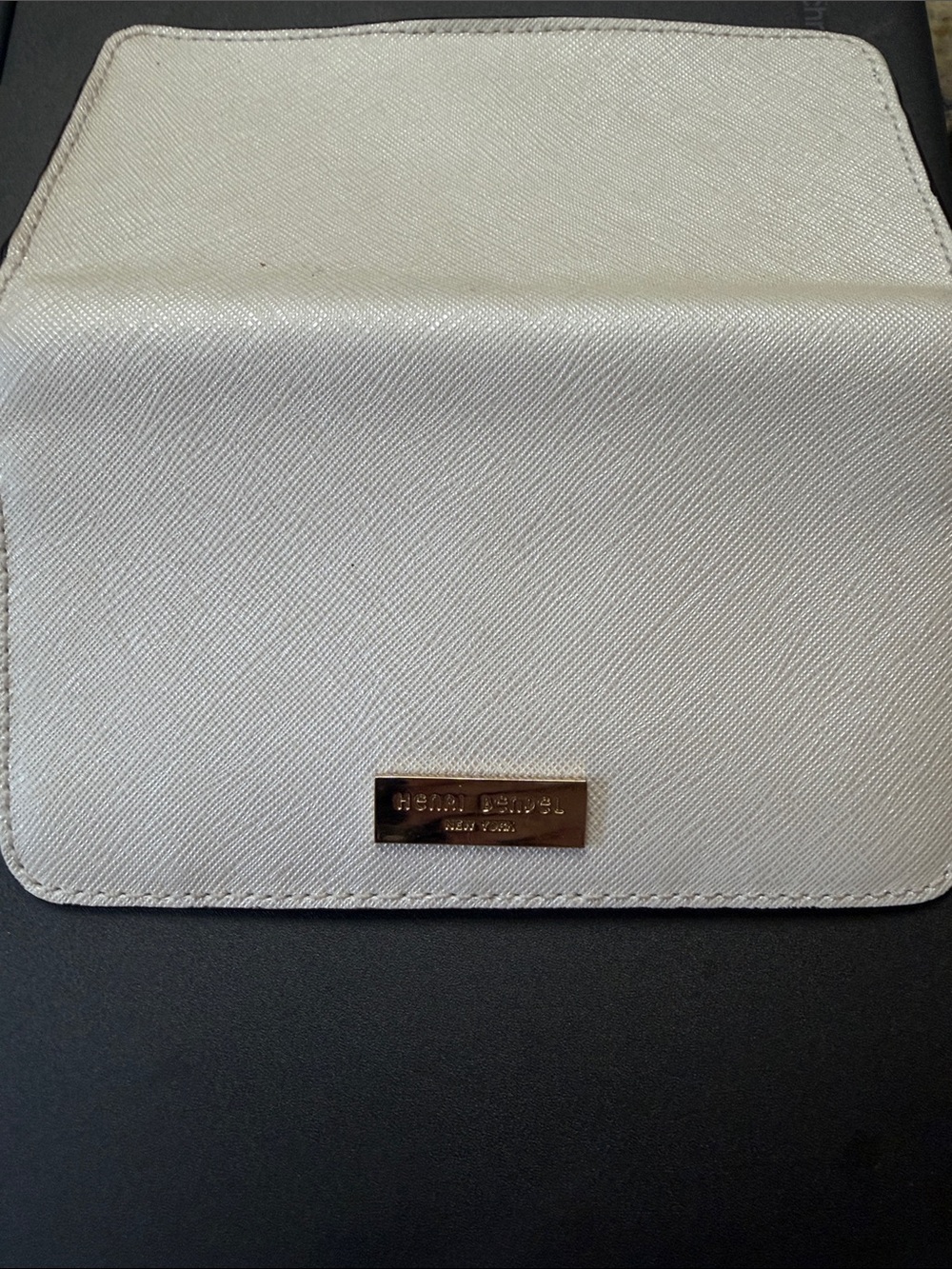 Authentic Henri Bendel Ivory Saffiano Fold Wallet with Gold Plaque - Picture 2 of 9